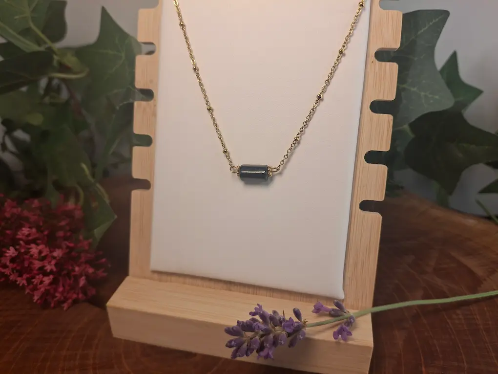 Collier ras de cou tourmaline noire A