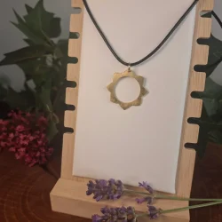 collier fleur ajouré