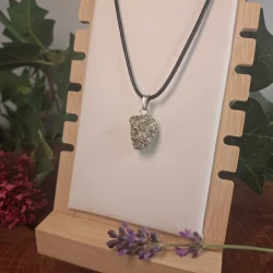 collier pyrite (2)